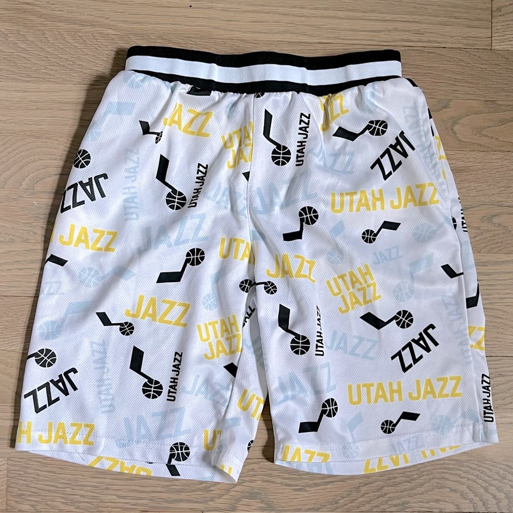NBA All Over Print Utah Jazz Athletic Shorts. Size L (14/16).